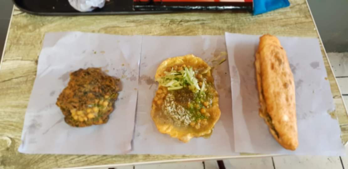 D'original Sauce Hot Doubles — Doubles in Chaguanas, Trinidad and Tobago